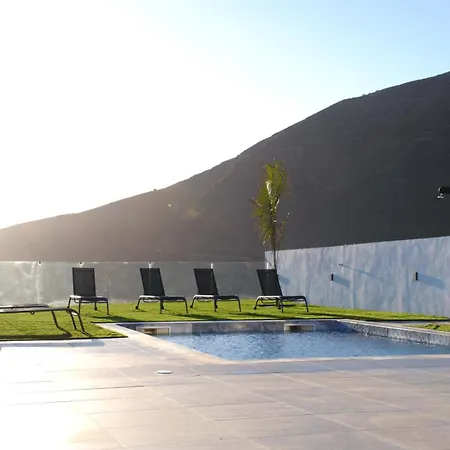 Villa Jvg - Giulia Guimar